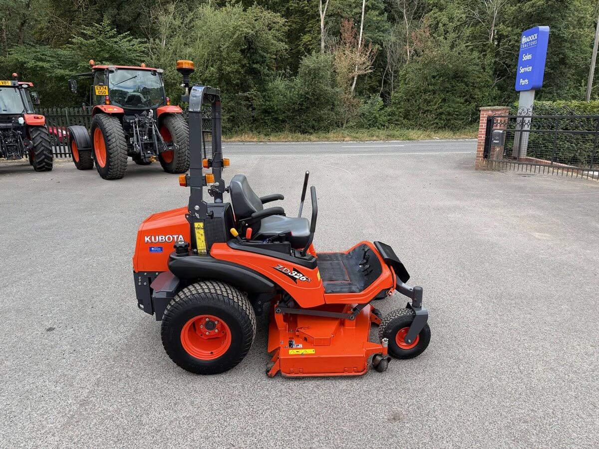 Thumbnail of Kubota ZD326s