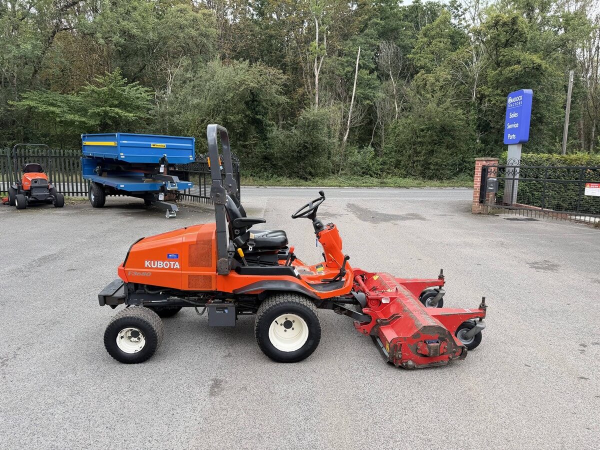 Thumbnail of Kubota F3680