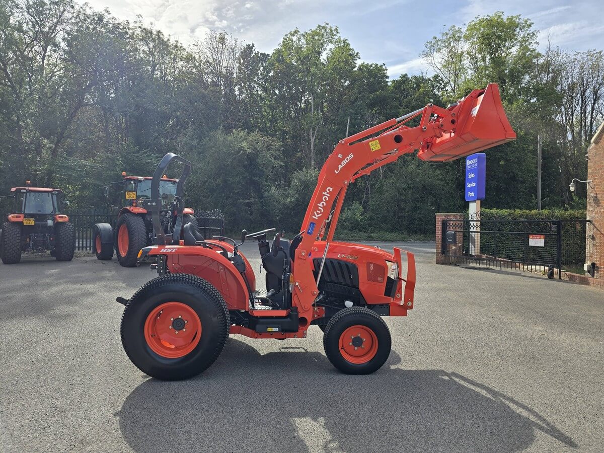 Thumbnail of Kubota L1452