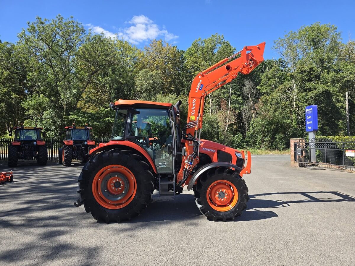 Thumbnail of Kubota M5092