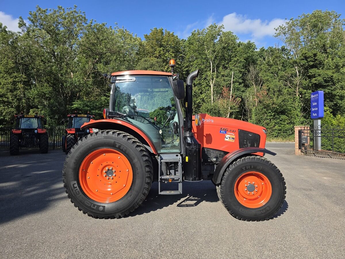 Thumbnail of Kubota M6-141