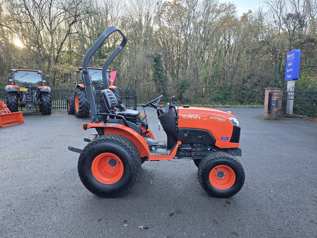 Thumbnail of Kubota B2-261 ROPS-HST